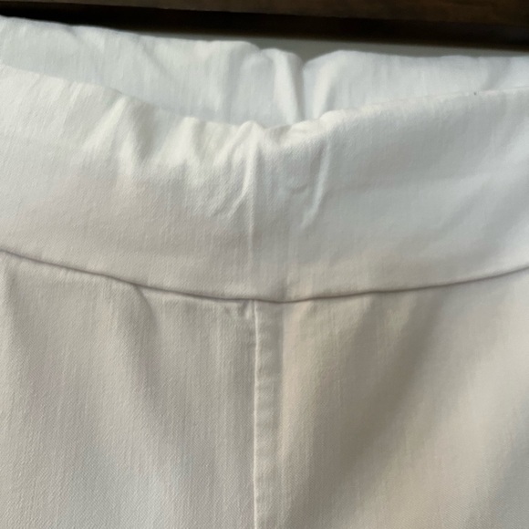 White Capris - Picture 4 of 5